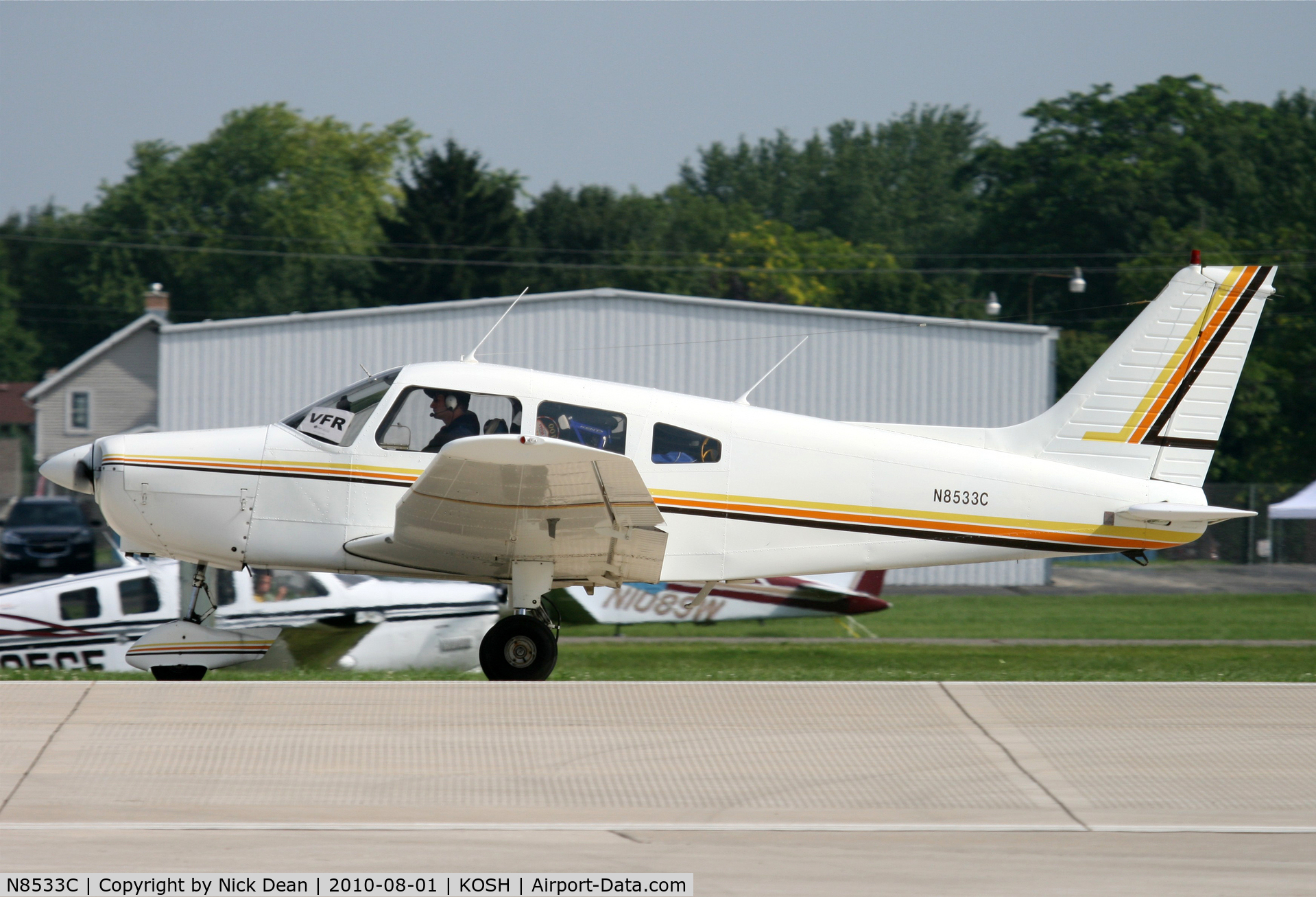 N8533C, 1976 Piper PA-28-151 C/N 28-7615117, KOSH