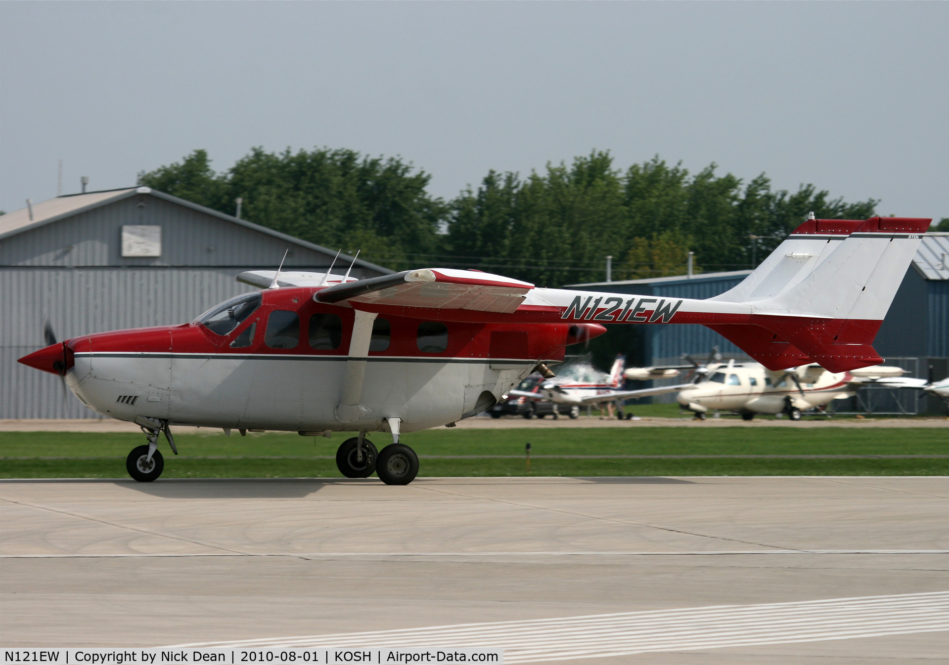 N121EW, Cessna P337H C/N P337-0336, KOSH