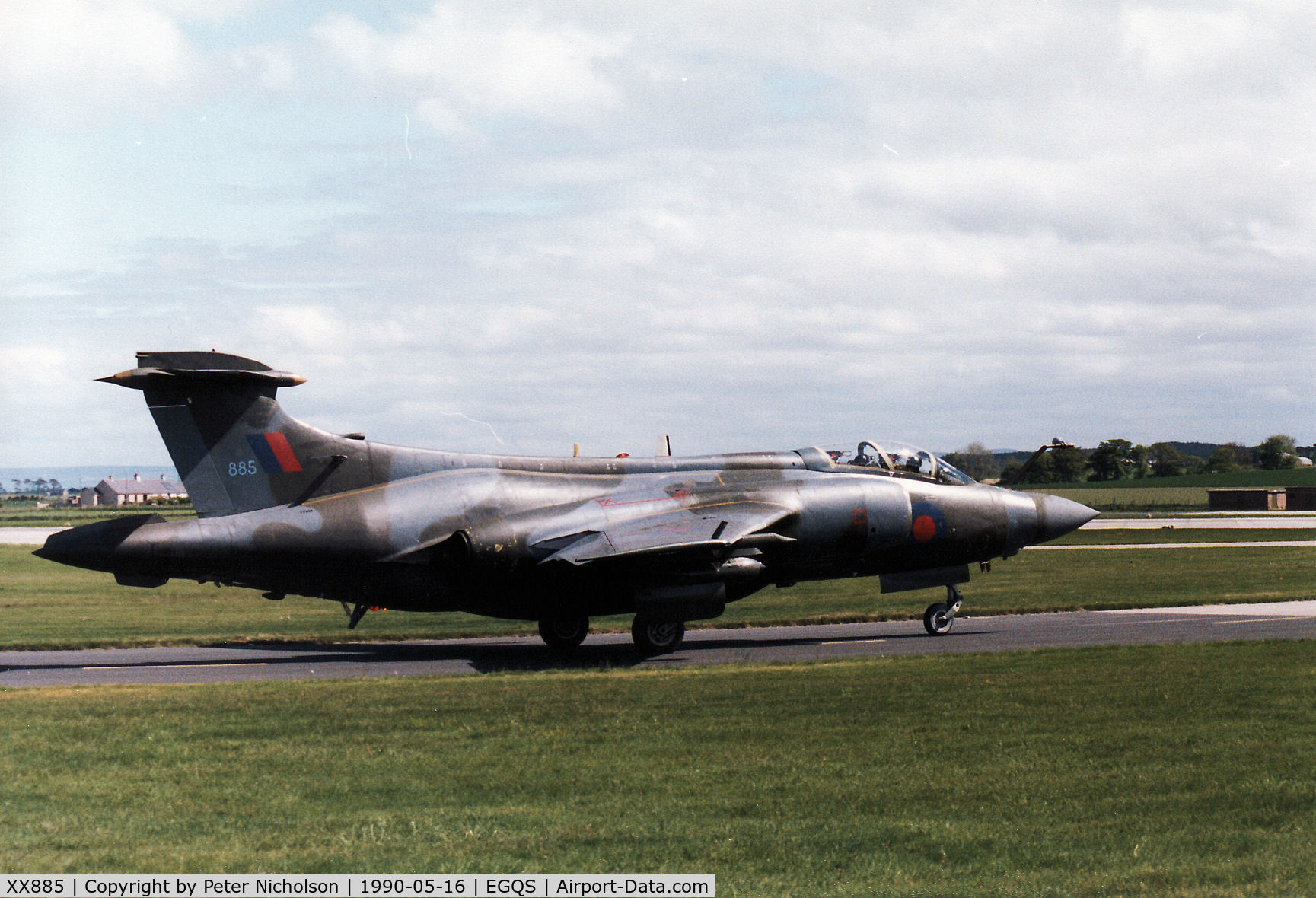 XX885, 1974 Hawker Siddeley Buccaneer S.2B C/N B3-01-73, Another view of this Buccaneer S.2B of 12 Squadron joining the active runway at RAF Lossiemouth in May 1990.