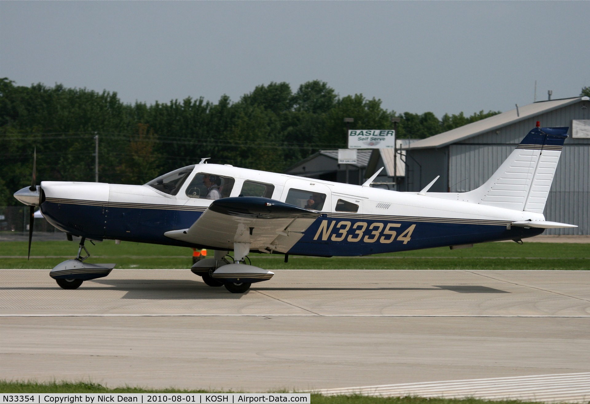 N33354, 1975 Piper PA-32-300 Cherokee Six Cherokee Six C/N 32-7540095, KOSH