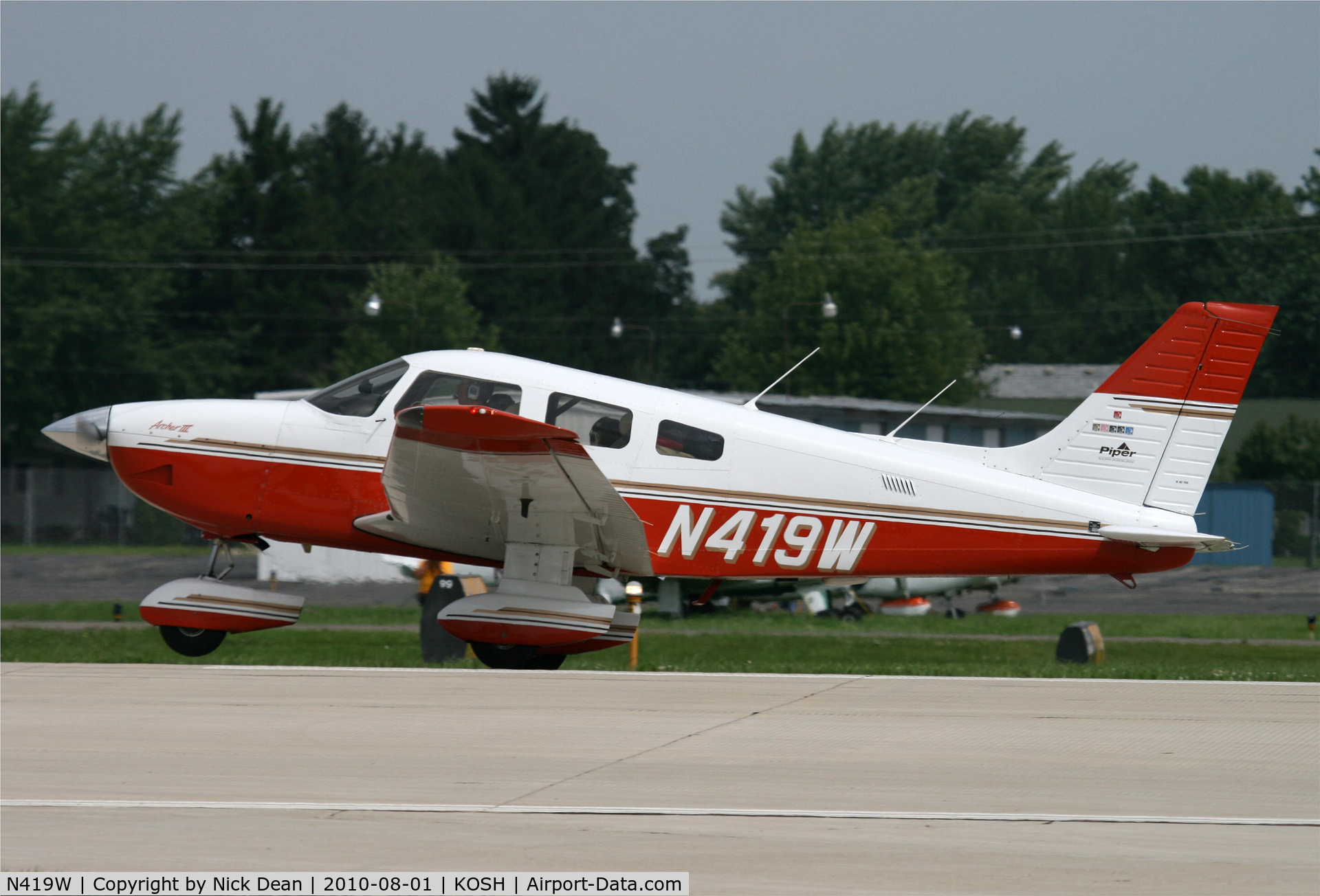 N419W, 1995 Piper PA-28-181 C/N 2843001, KOSH