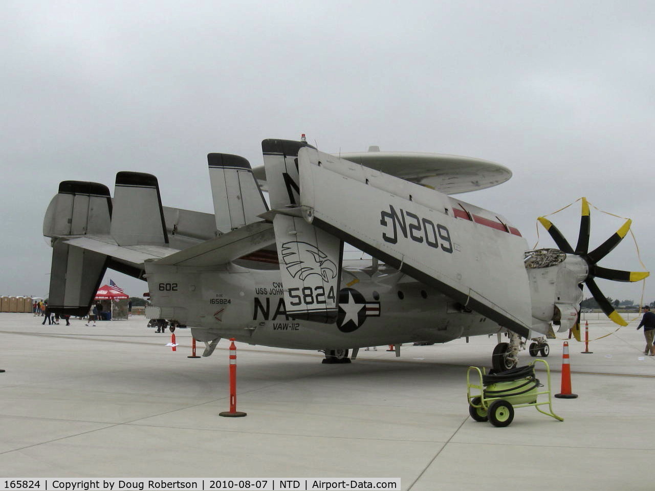 165824, Northrop Grumman E-2C Hawkeye C/N A195, Northrop Grumman E2C HAWKEYE of VAW-112, two Allison T56-A-8A turboprops 4,050 shp each
