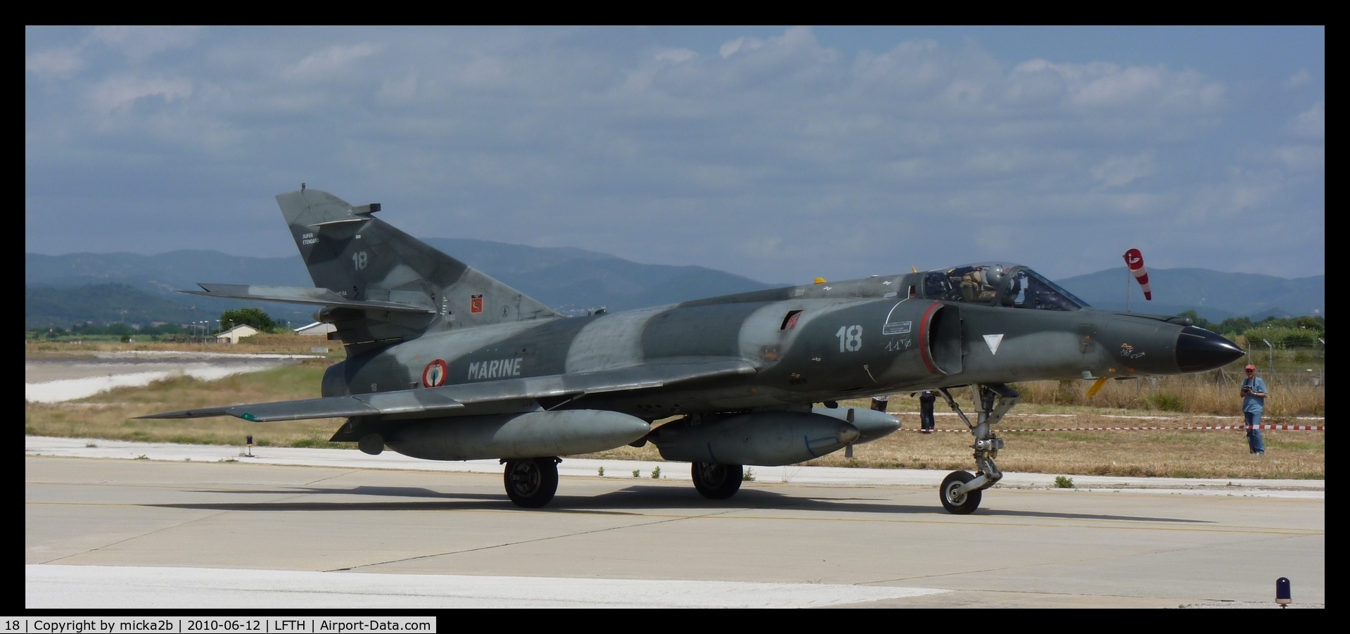 18, Dassault Super Etendard C/N 18, Arrival after Airshow.