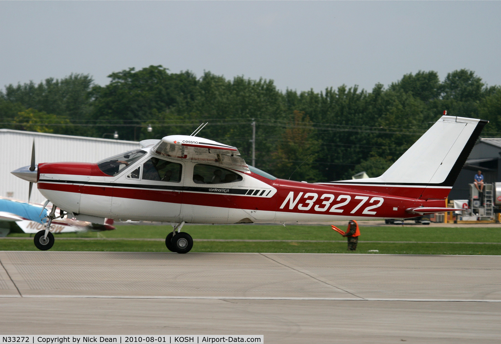 N33272, 1976 Cessna 177RG Cardinal C/N 177RG0938, KOSH