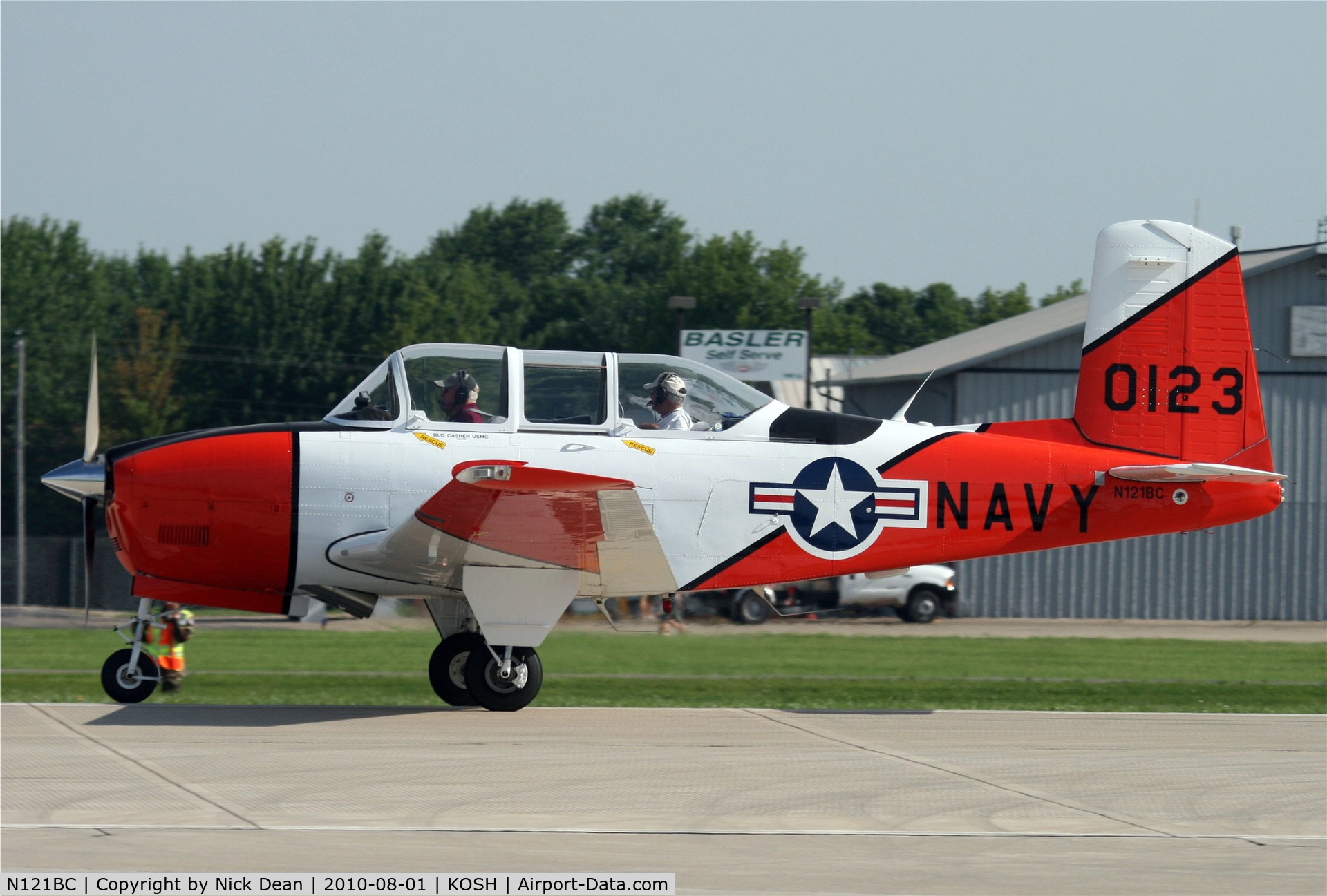 N121BC, Beech T-34A Mentor C/N G-123, KOSH