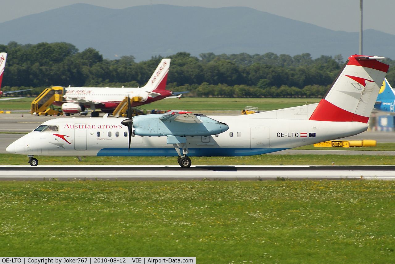 OE-LTO, 2000 De Havilland Canada DHC-8-314Q Dash 8 C/N 553, Austrian arrows