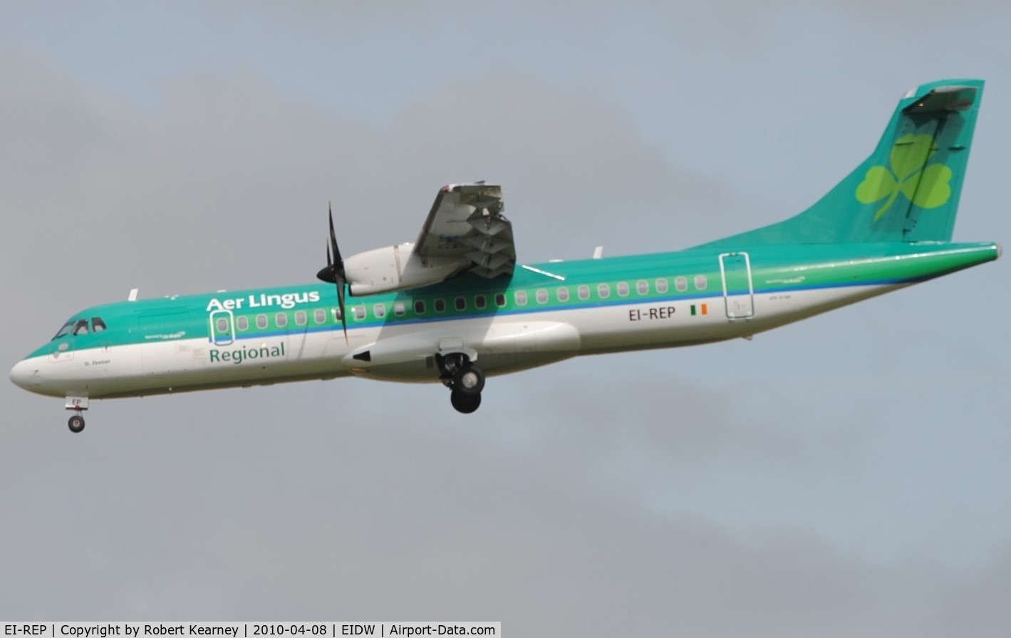 EI-REP, 2008 ATR 72-212A C/N 797, Aer Arann on short but high finals