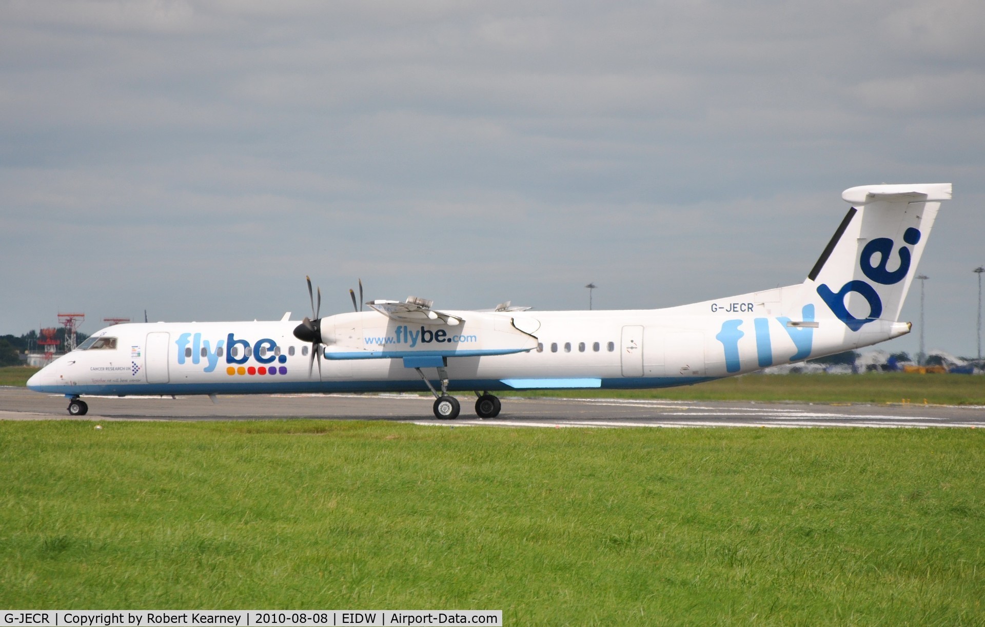 G-JECR, 2006 De Havilland Canada DHC-8-402Q Dash 8 C/N 4139, FlyBe rolling on r/w 28