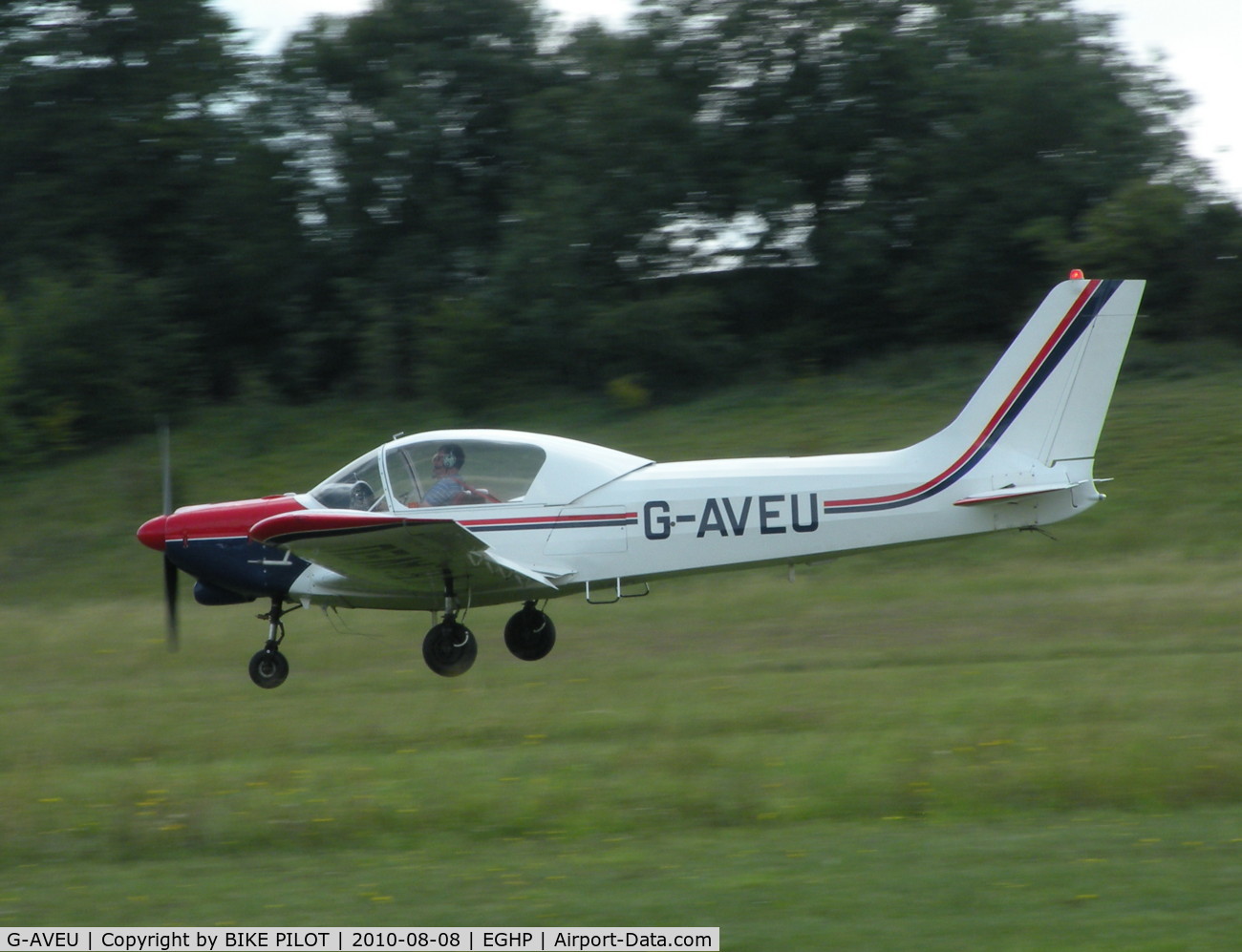 G-AVEU, 1967 Wassmer WA-41 Baladou C/N 136, ECHO UNIFORM LANDING RWY 03. POPHAM AUSTER FLY-IN 2010-08-08.