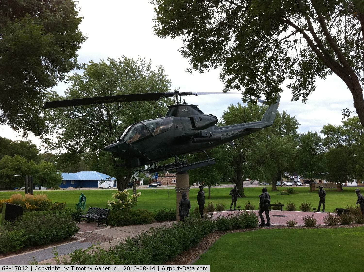 68-17042, Bell AH-1S Cobra C/N 20770, Bell AH-1 68-17042; Arlington, MN