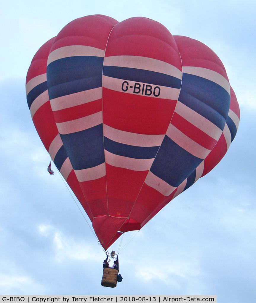 G-BIBO, 1980 Cameron Balloons V-65 C/N 667, 1980 Cameron Balloons Ltd CAMERON V-65, c/n: 667 at 2010 Bristol Balloon Fiesta
