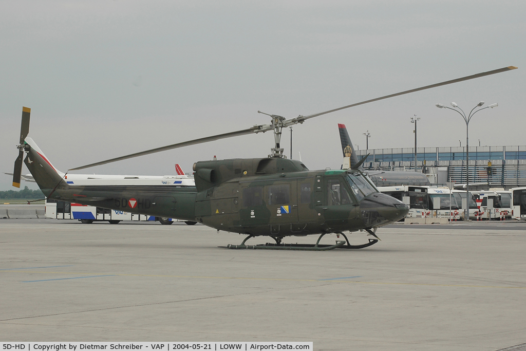 5D-HD, Agusta AB-212 C/N 5600, Austrian Air Force Bell 212