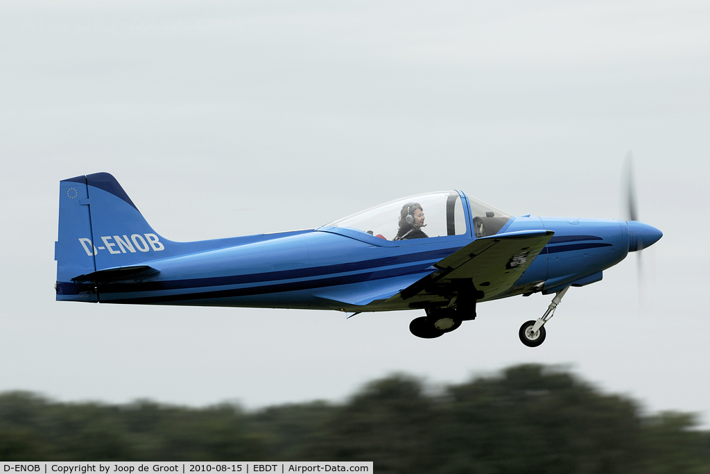 D-ENOB, Aeromere F-8L Falco III C/N 206, departure after the 2010 oldtimer fly-in.