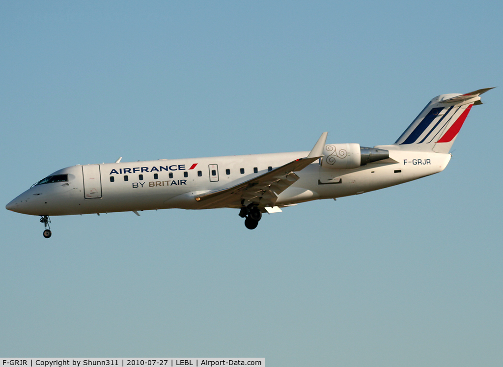 F-GRJR, 2000 Canadair CRJ-100ER (CL-600-2B19) C/N 7375, Landing rwy 25R in new Air France c/s