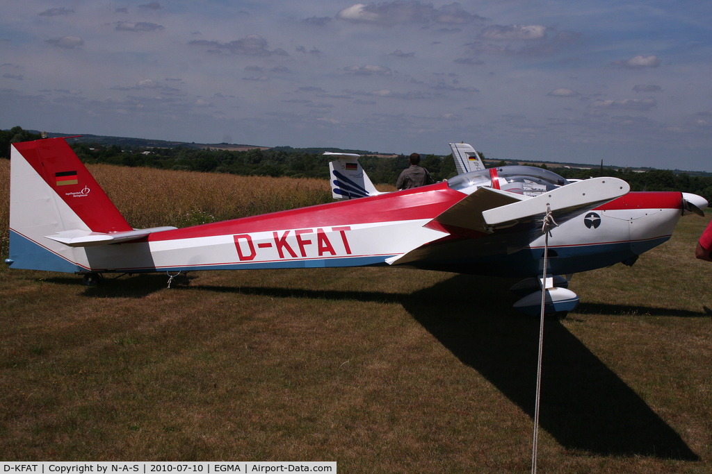D-KFAT, Scheibe SF-25C Rotax-Falke C/N 44569, Visiting for Flying Legends