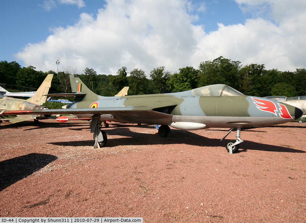 ID-44, Hawker Hunter F.4 C/N AF/HOF57, ID-44 Preserved Belgium Air Force Hawker Hunter inside Savigny-les-Beaune Museum