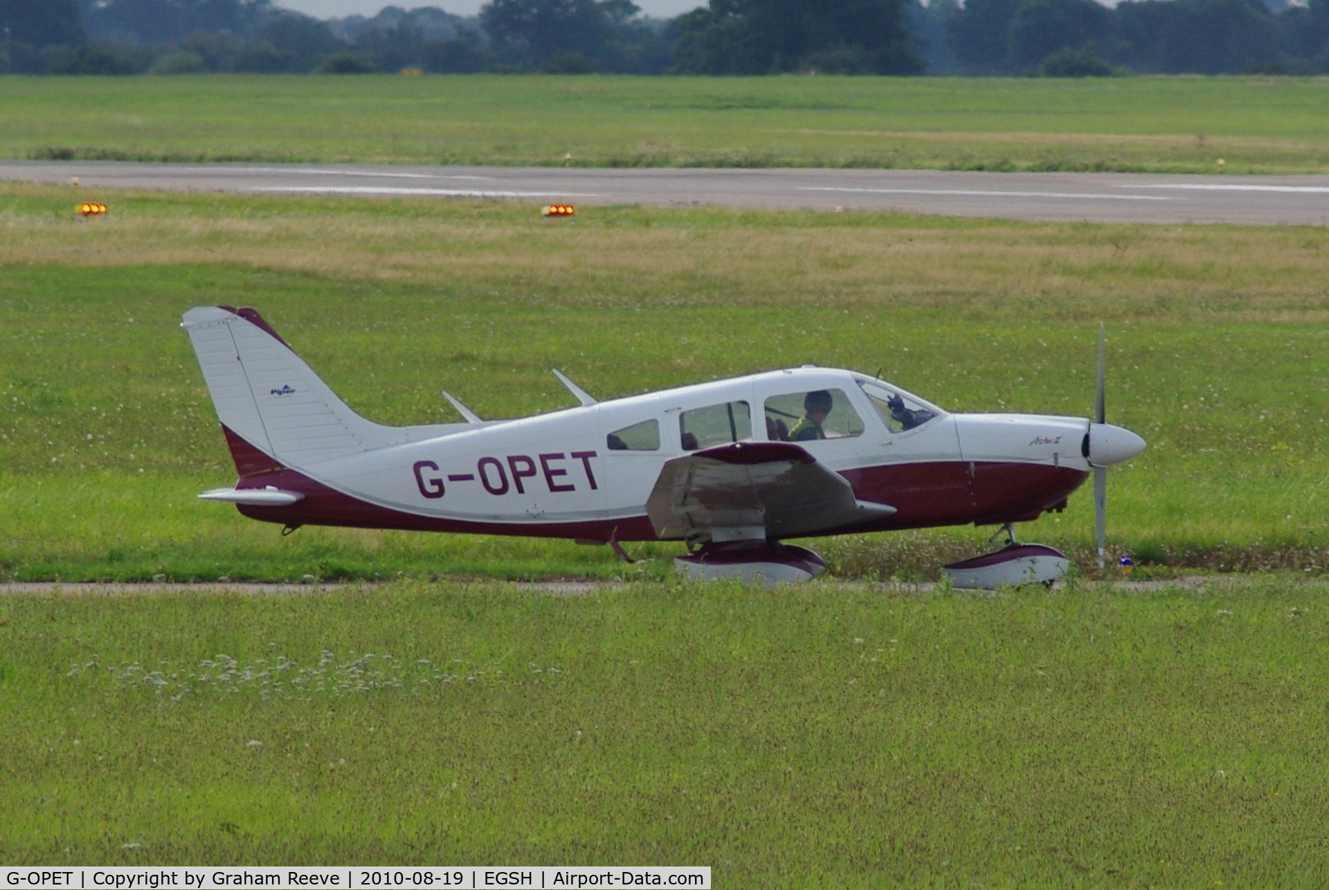G-OPET, 1975 Piper PA-28-181 Cherokee Archer II C/N 28-7690067, About to depart from Norwich.