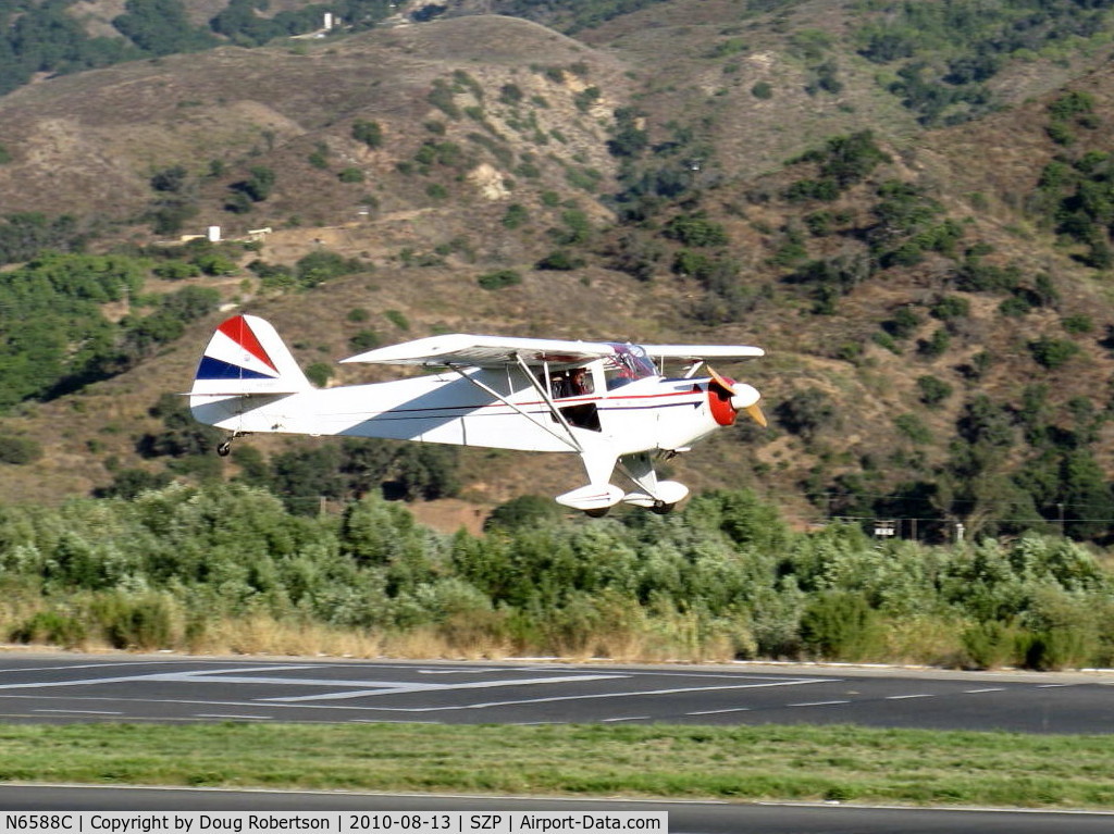 N6588C, 1992 Taylorcraft/Swick T-Clips C/N 1, 1992 McCain SWICK CLIP-T (aerobatic modified Taylorcraft), Lycoming O-235 120 Hp, landing 22L
