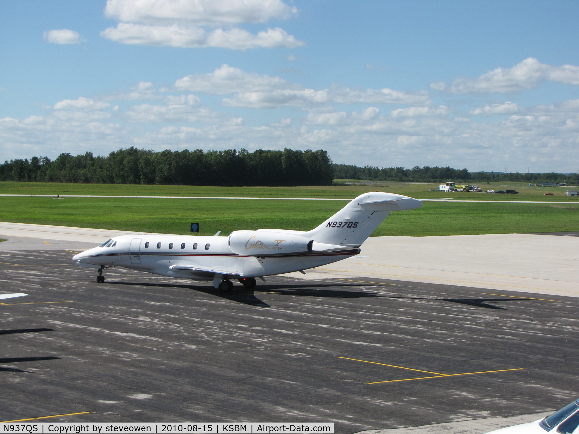 N937QS, 2000 Cessna 750 Citation X Citation X C/N 750-0137, Taxing @KSBM during the PGA Tour