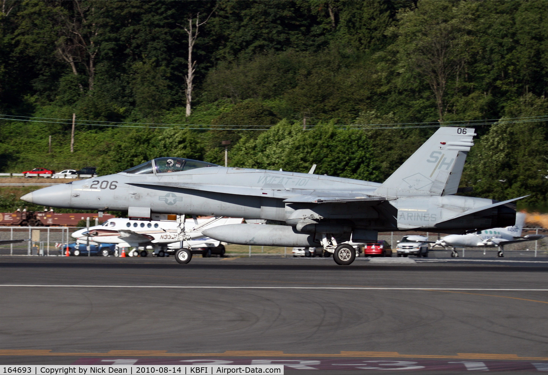 164693, McDonnell Douglas F/A-18C Hornet C/N 1127, KBFI