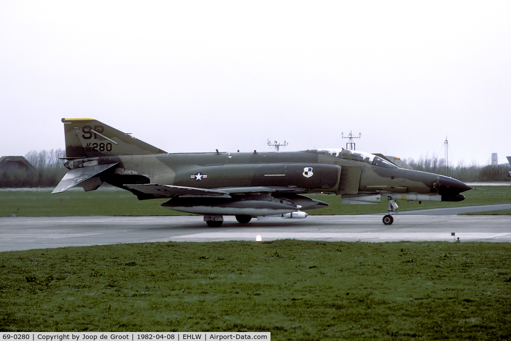 69-0280, McDonnell Douglas F-4E Phantom II C/N 3816, 81 TFS/52 TFW night stop at Leeuwarden.