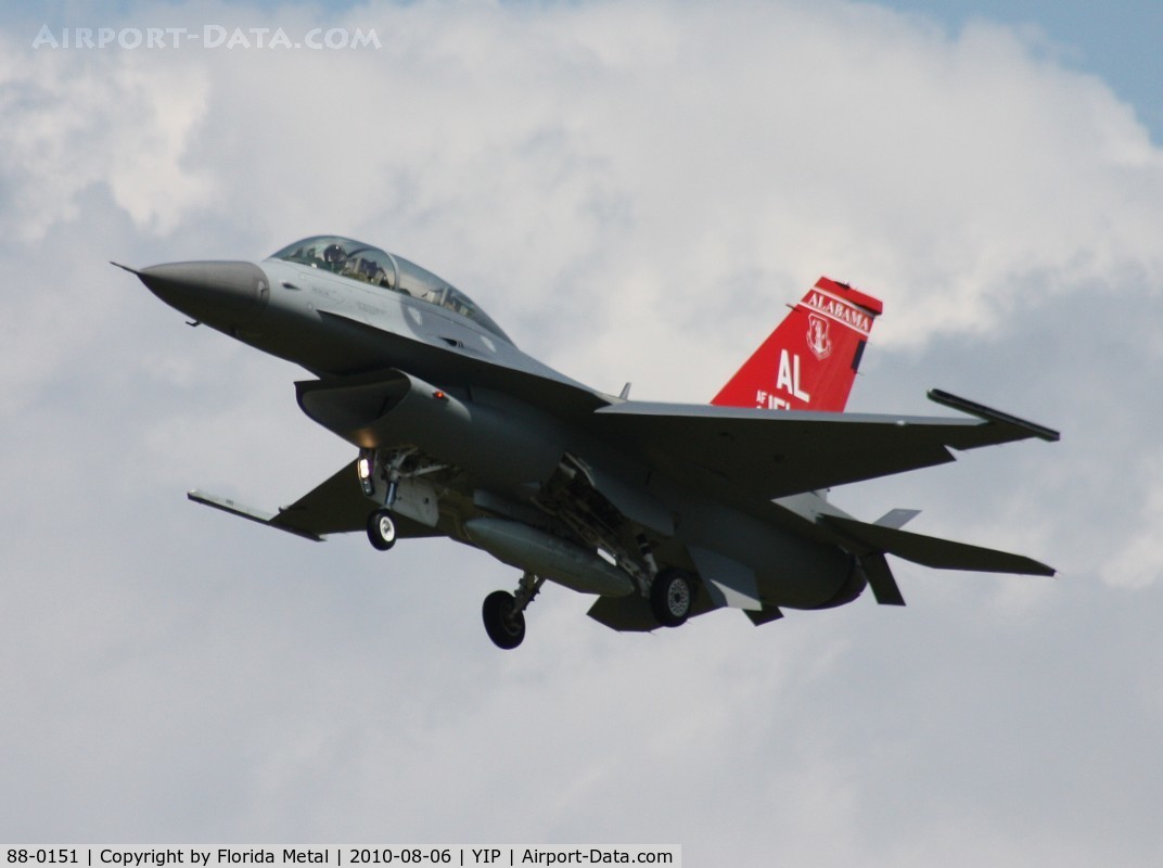 88-0151, 1988 General Dynamics F-16D Fighting Falcon C/N 5D-86, F-16D