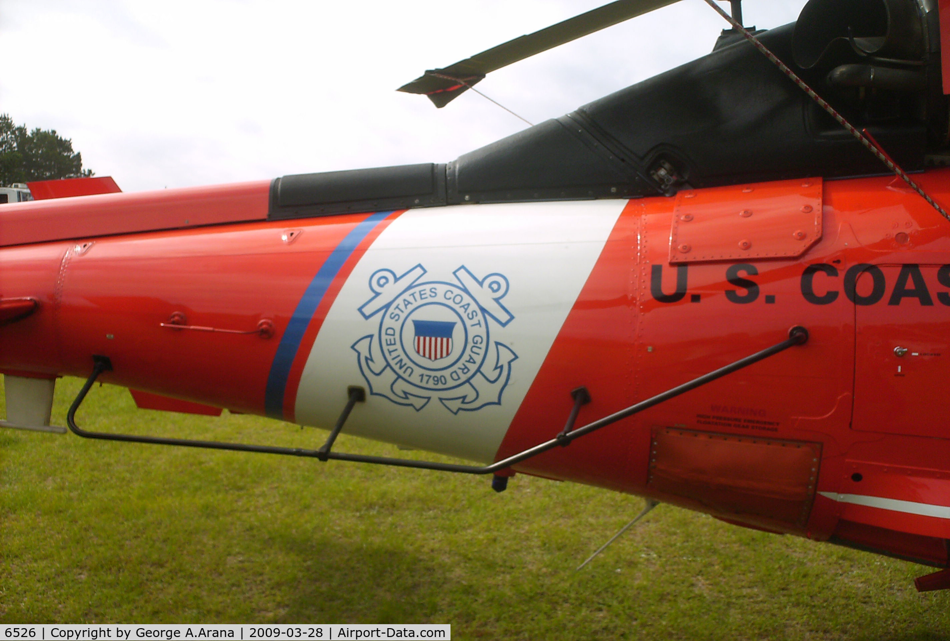 6526, Aerospatiale HH-65C Dolphin C/N 6044, Tailboom detail and USCG logo as viewed from starboard