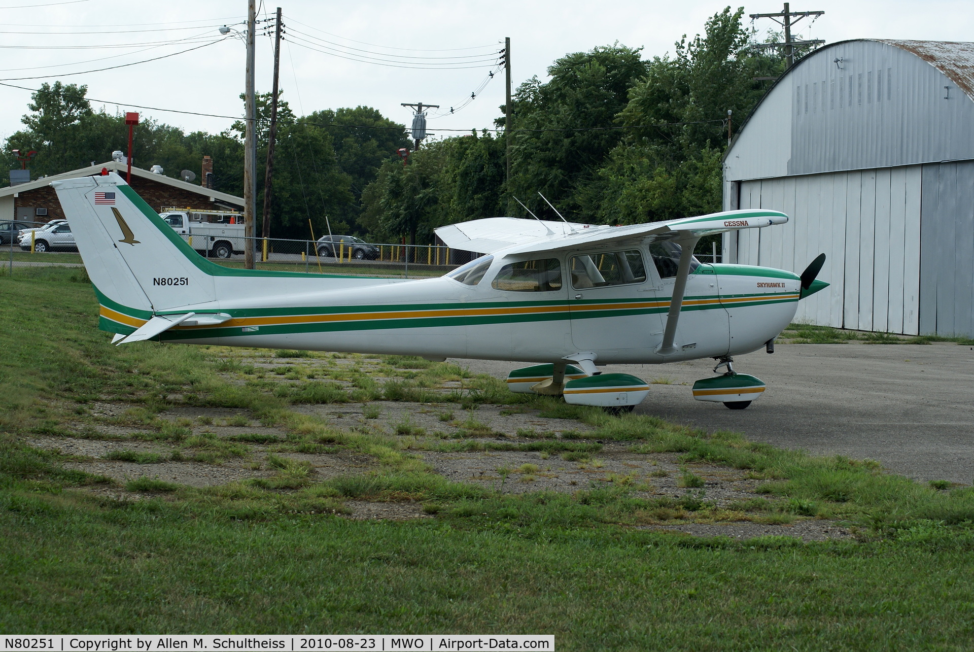 N80251, 1975 Cessna 172M C/N 17266477, 1975 Cessna 172M