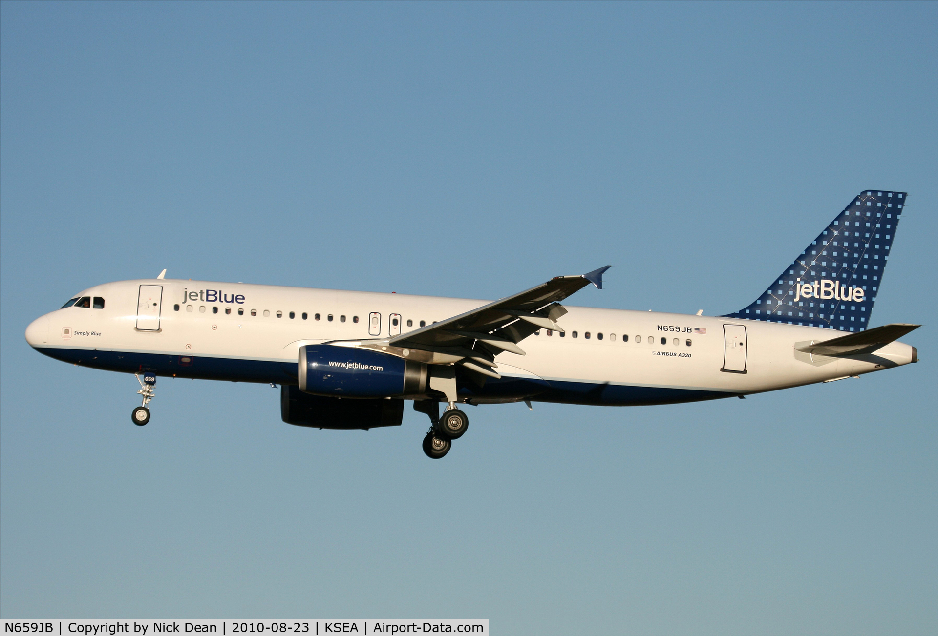 N659JB, 2007 Airbus A320-232 C/N 3190, KSEA