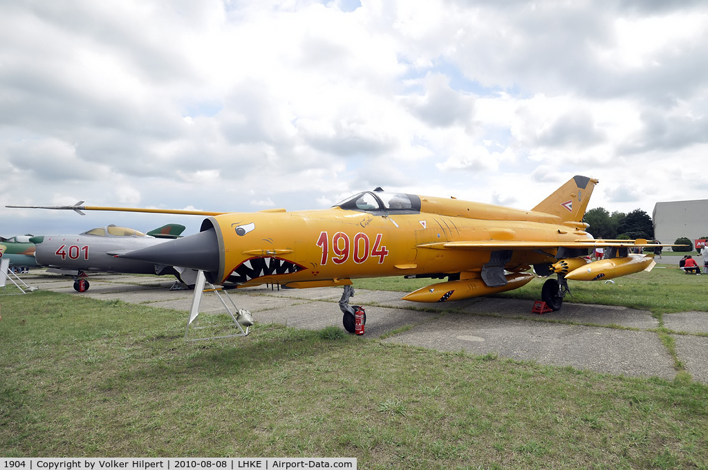 1904, 1978 Mikoyan-Gurevich MiG-21bis C/N 75061904, at Kecskemet