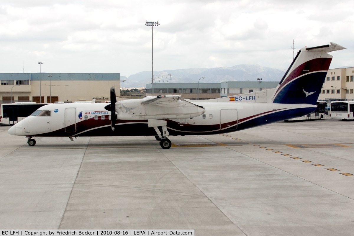 EC-LFH, 2002 De Havilland Canada DHC-8-315Q Dash 8 C/N 586, taxying to the gate