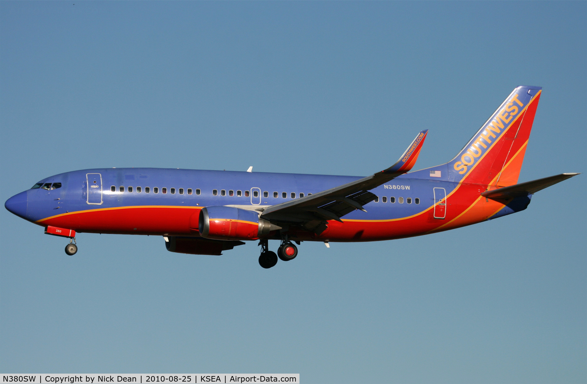 N380SW, 1994 Boeing 737-3H4 C/N 26587, KSEA