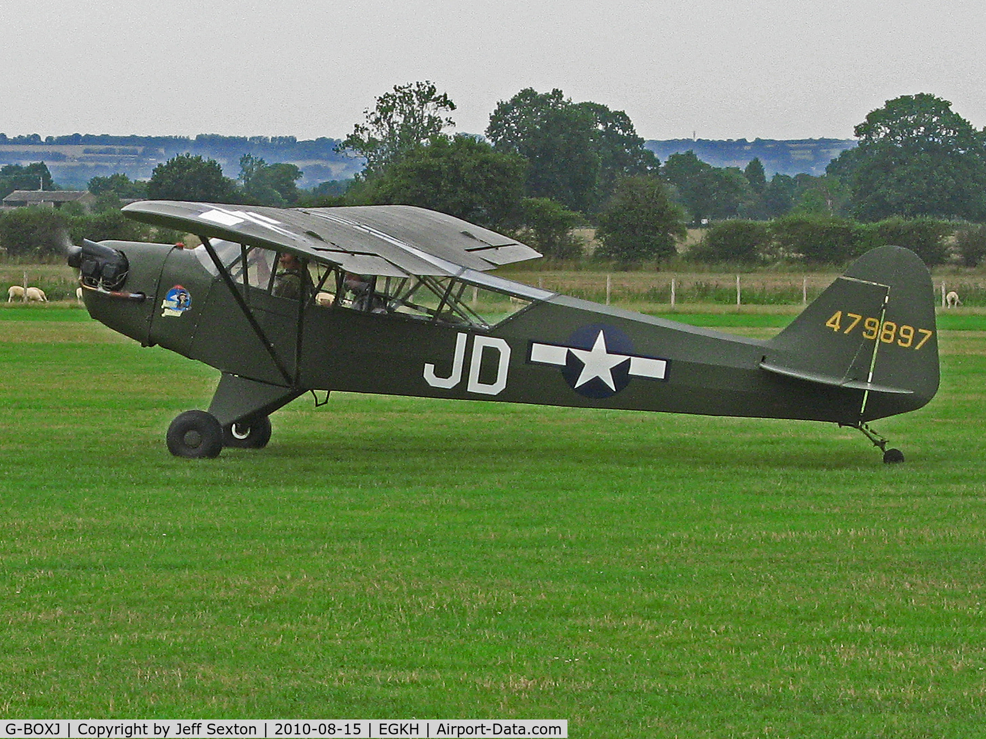 G-BOXJ, 1944 Piper L-4H Grasshopper (J3C-65D) C/N 12193, Taxiing out at Headcorn