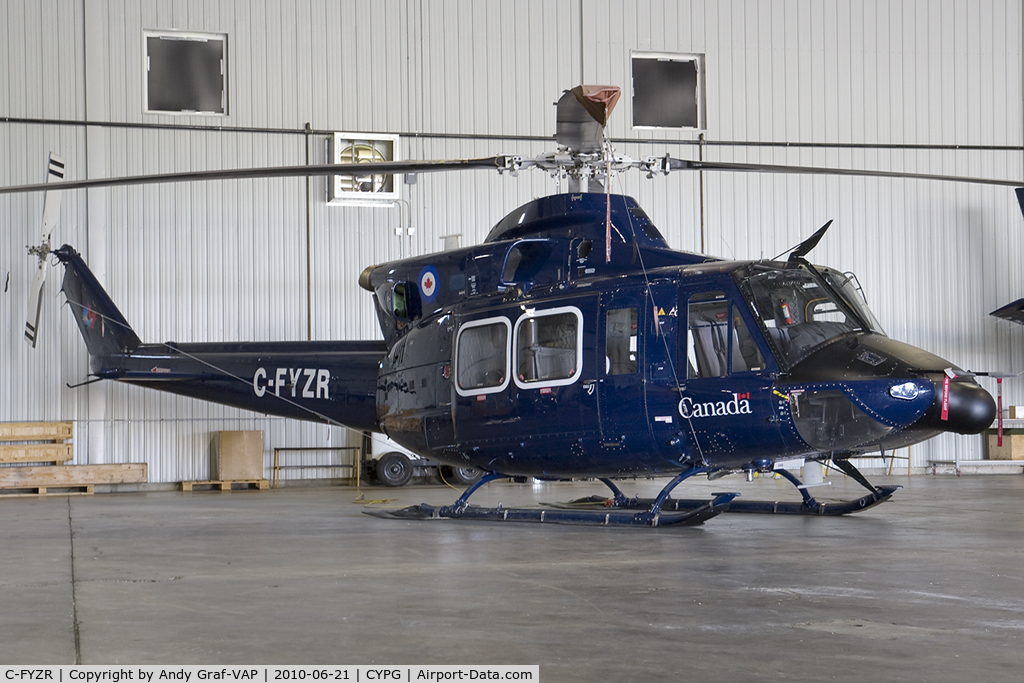 C-FYZR, 1996 Bell 412CF (CH-146) C/N 46443, Allied Wings Bell 412