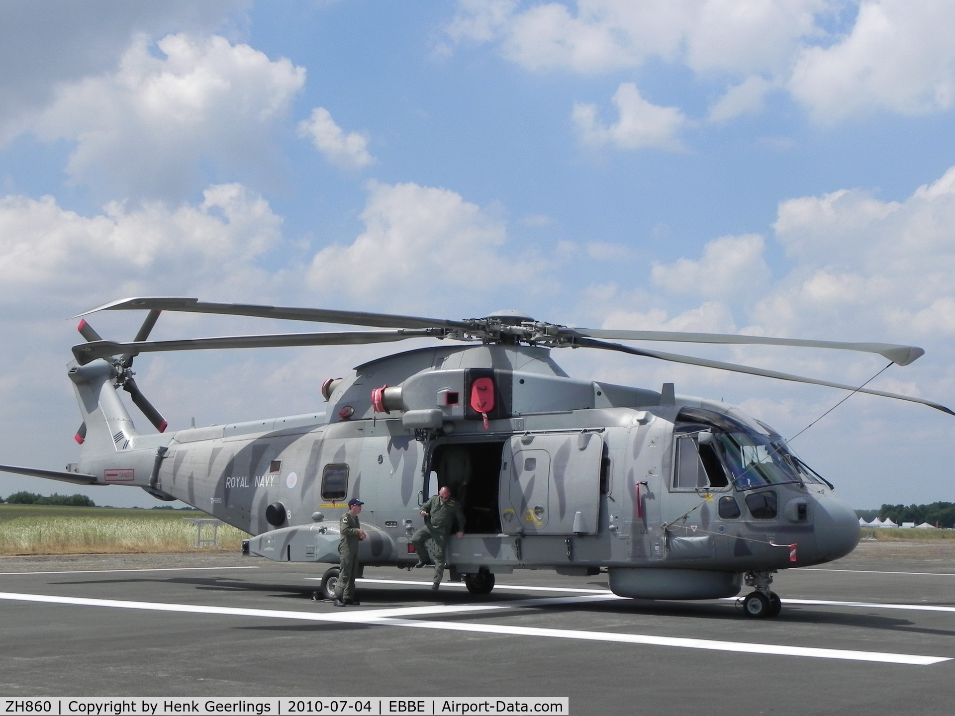 ZH860, 2002 AgustaWestland EH-101 Merlin HM1 (Mk111) C/N 50164/RN40, Beauvechain AFB , Belgium