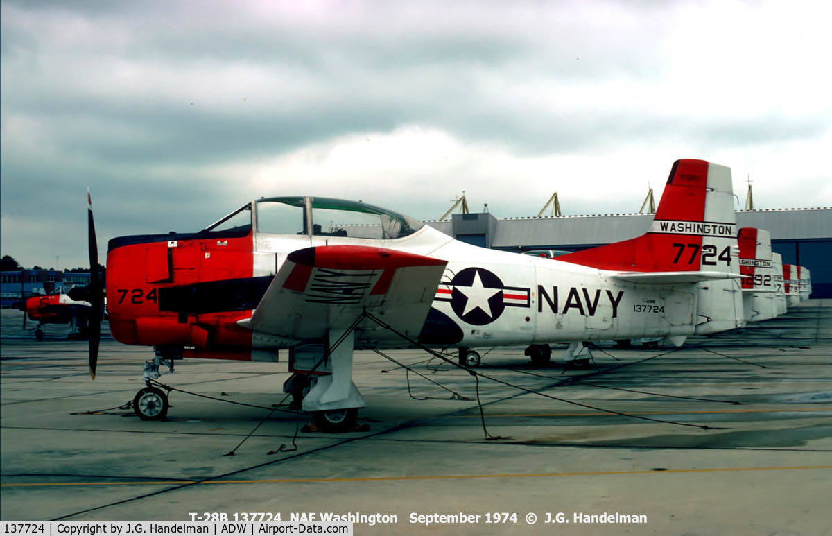 137724, North American T-28B Trojan C/N 200-85, T-28B flying proficiency aircraft , 1974.