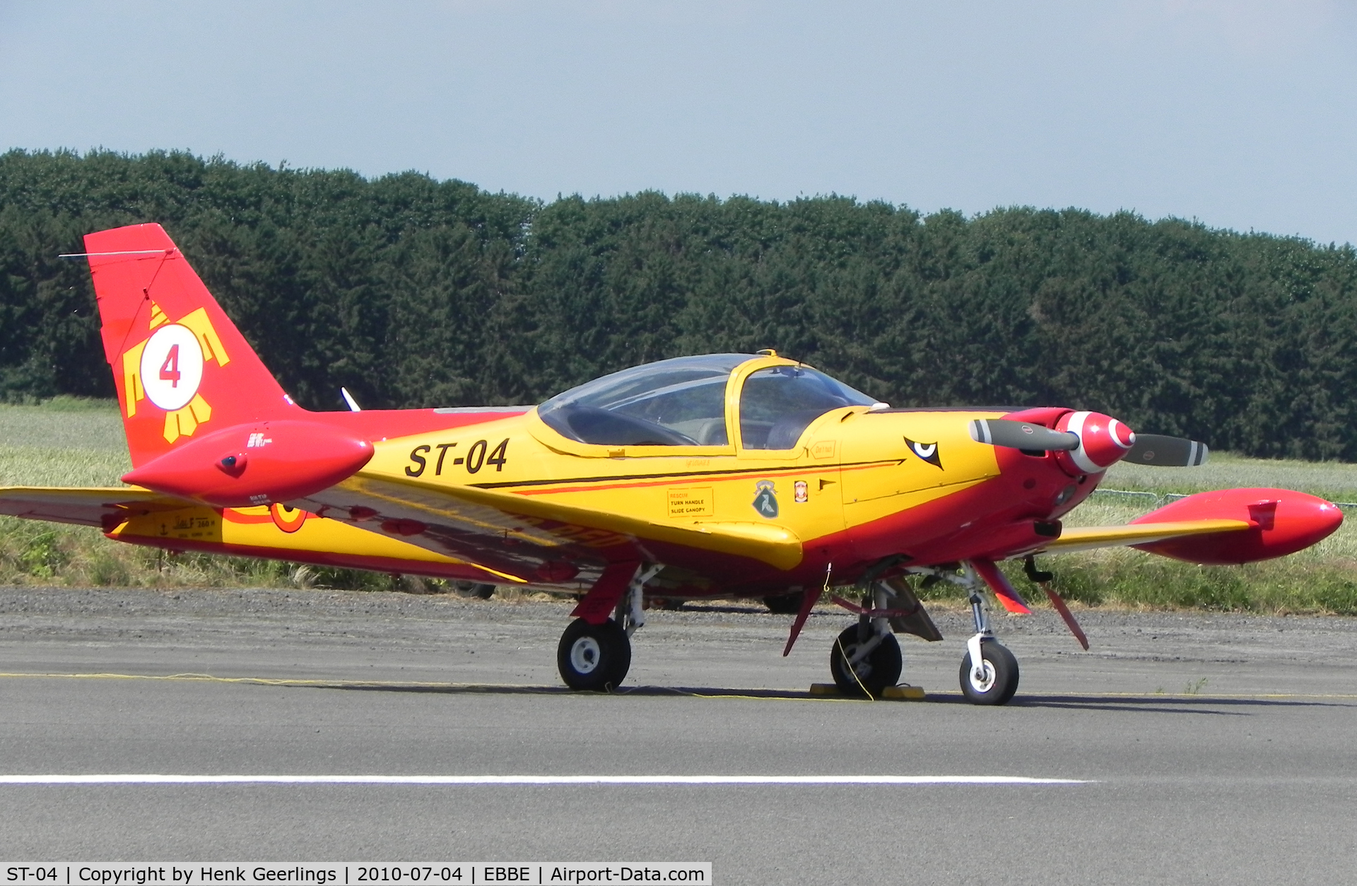 ST-04, SIAI-Marchetti SF-260MB C/N 10-04, Beauvechain AFB , Belgium