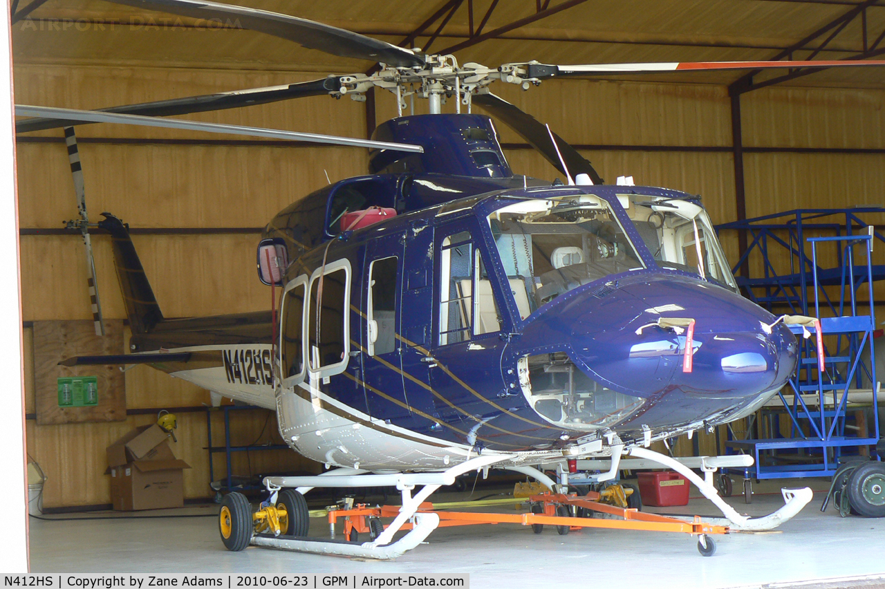 N412HS, 2000 Bell 412EP C/N 36272, At Grand Prairie Municipal