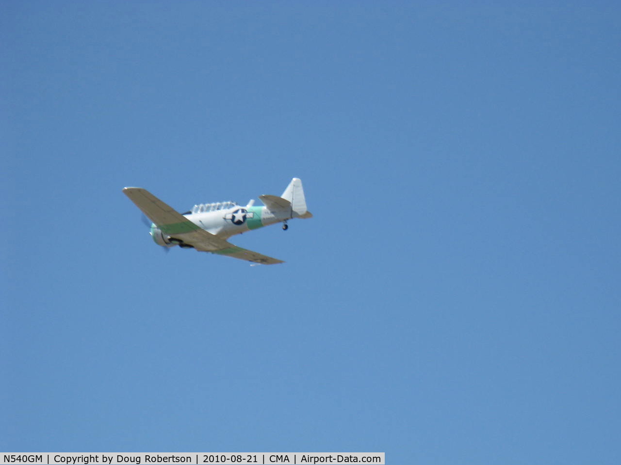 N540GM, 1942 North American SNJ-4 Texan C/N 88-9141, North American SNJ-4, P&W R-1340 Wasp 600 Hp, flyover