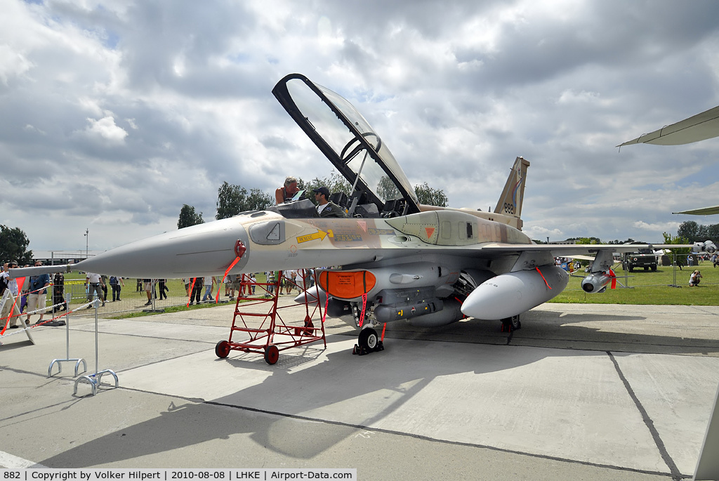 882, 1999 Lockheed Martin F-16I Sufa C/N YD-92, F-16I