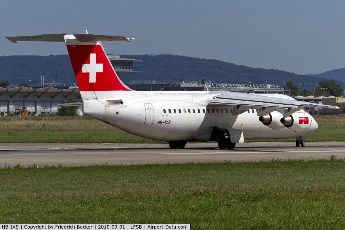 HB-IXS, 1995 British Aerospace Avro 146-RJ100 C/N E3280, departure from Basel