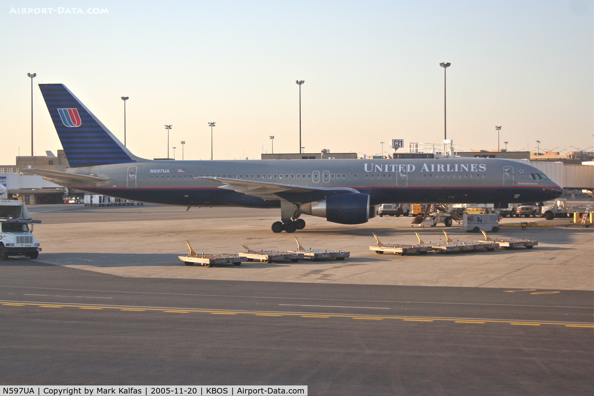 N597UA, 1998 Boeing 757-222 C/N 28750, United Airlines Boeing 757-222, N597UA at C21 KBOS, next stop is KSFO.
