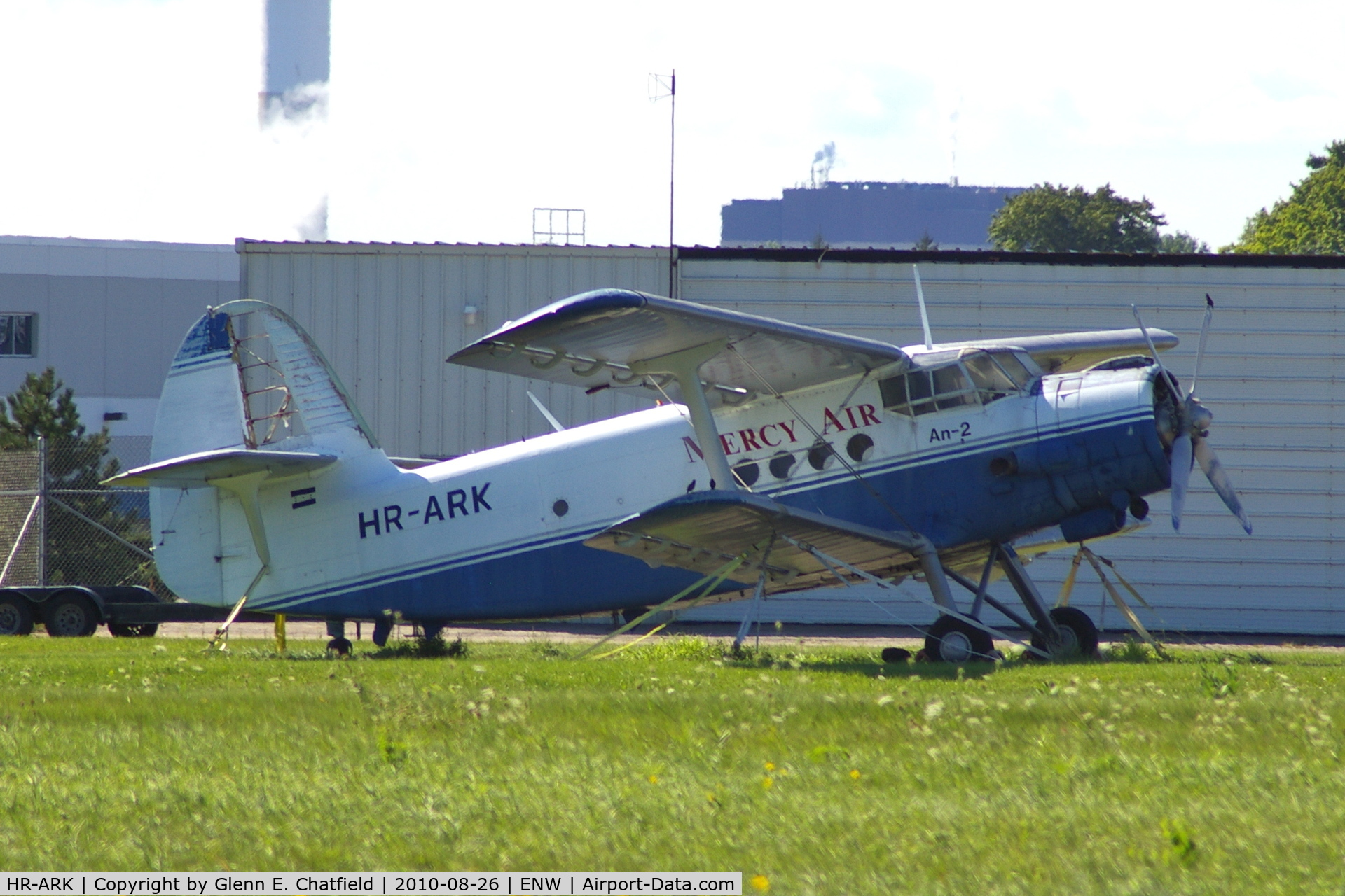HR-ARK, Antonov An-2 C/N 1G188-12, Shot through chain-link fence, long distance