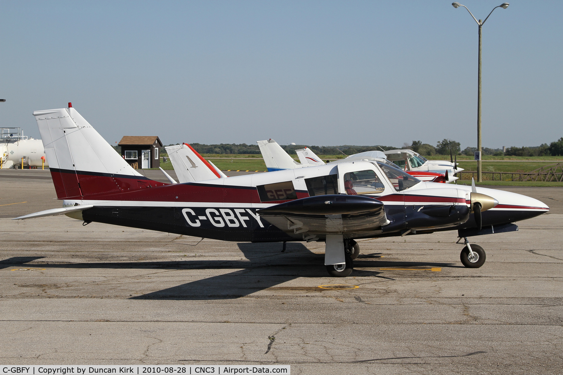 C-GBFY, 1972 Piper PA-34-200 C/N 34-7250213, Nice Seneca
