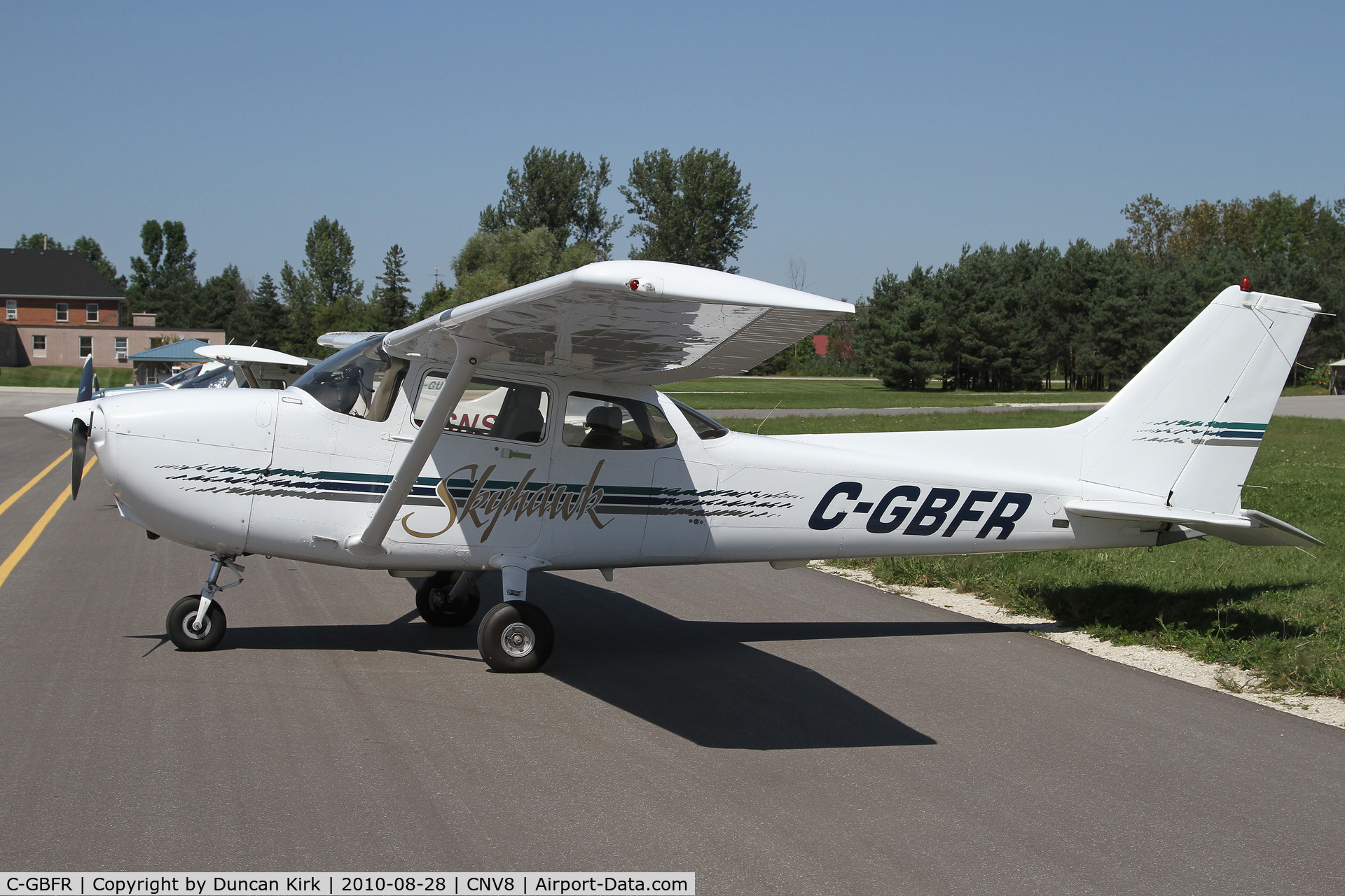 C-GBFR, 1997 Cessna 172R C/N 17280128, Cessna 172 at Edenvale where there's a nice restaurant!