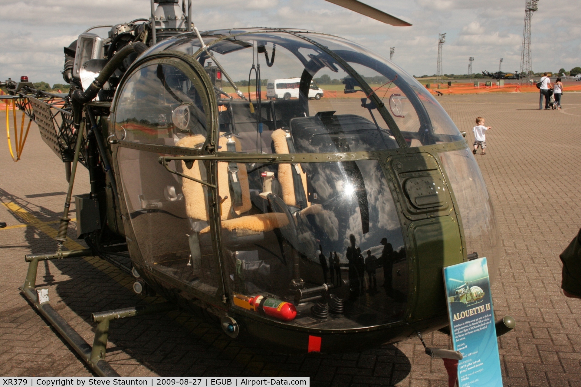 XR379, 1961 Sud Aviation Alouette AH.2 C/N 1583, Taken at RAF Benson Families Day, August 2009