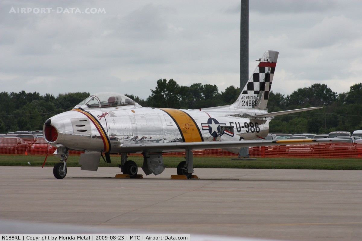 N188RL, 1952 North American F-86F Sabre C/N 191-682, F-86