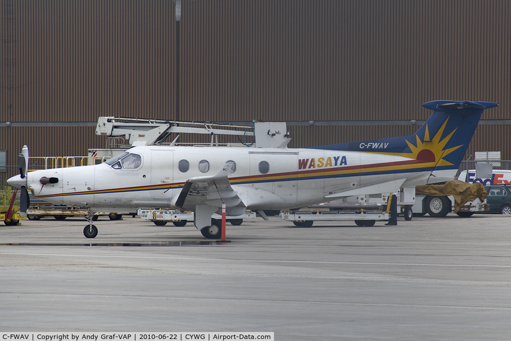 C-FWAV, 1999 Pilatus PC-12/45 C/N 280, Wasaya Air PC-12