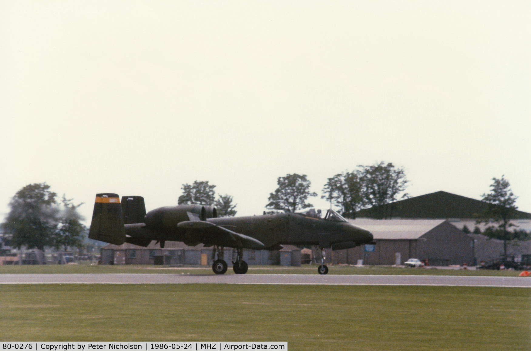 80-0276, 1980 Fairchild Republic A-10A Thunderbolt II C/N A10-0626, A-10A Thunderbolt of  92nd Tactical Fighter Squadron/81st Tactical Fighter Wing taxying after display at the 1986 RAF Mildenhall Air Fete.