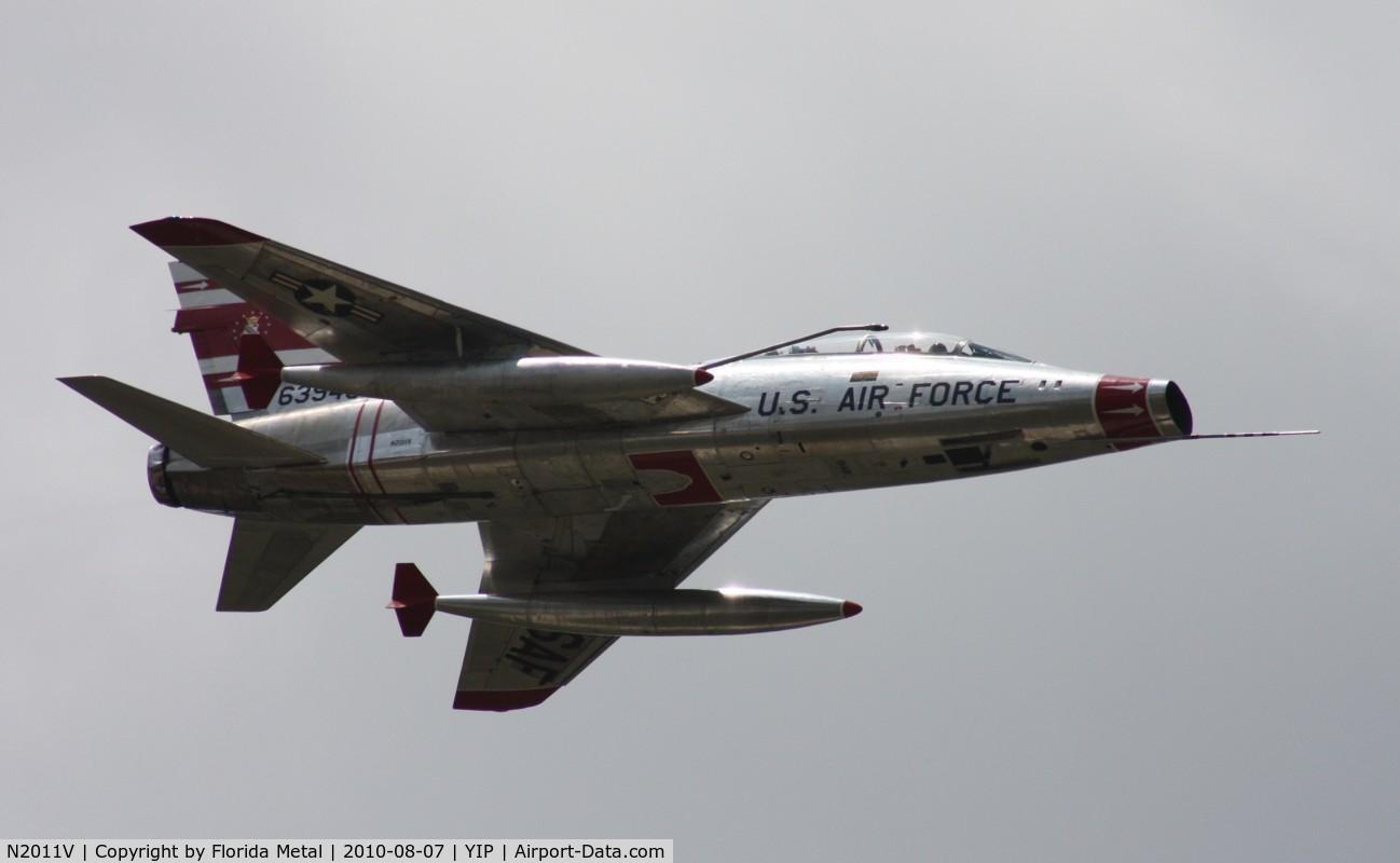 N2011V, 1958 North American F-100F Super Sabre C/N 243-224, F-100F